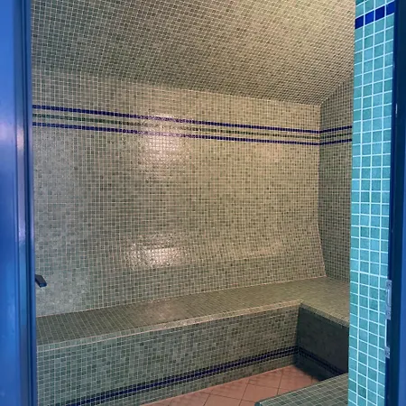 Le Jardin Secret Pool And * Lasne