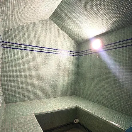Appartement Le Jardin Secret Pool And *