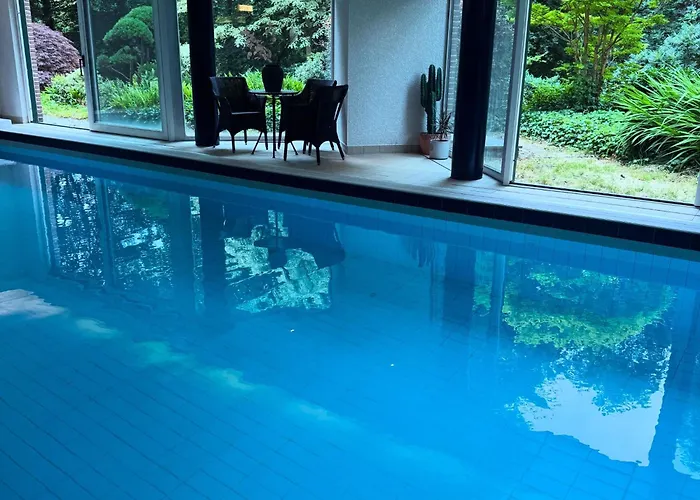 Le Jardin Secret Pool&spa * Lasne